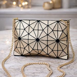 MARY KAY  - Luxusní elegantní psaníčko  s řetízkem